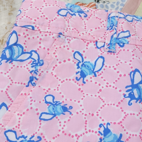 Lilly Pulitzer blue honey bees shorts - Picture 6 of 7